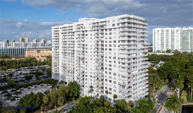 2801 NE 183 St # 301 , Aventura Florida                                                                                              33160