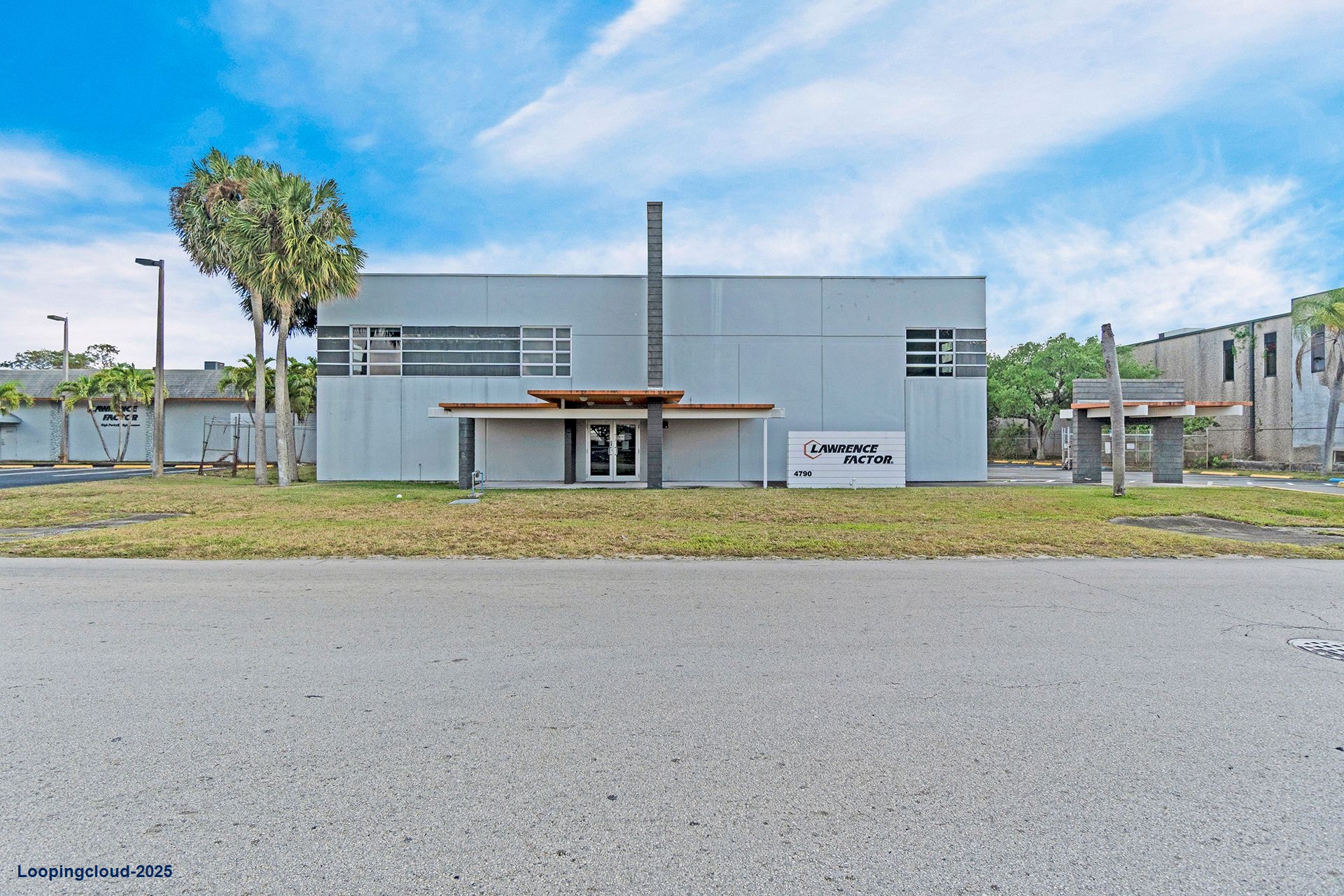 Great Industrial Freestanding Building