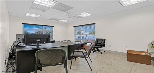 4790 NW 157th St Hialeah Florida, 33014 | Great Industrial Freestanding Building