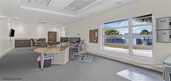 4790 NW 157th St Hialeah Florida, 33014 | Great Industrial Freestanding Building