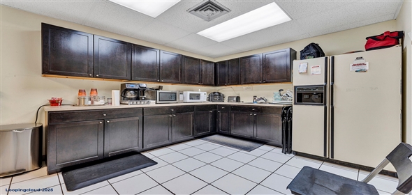 4790 NW 157th St Hialeah Florida, 33014 | Great Industrial Freestanding Building