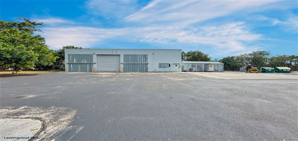 4790 NW 157th St Hialeah Florida, 33014 | Great Industrial Freestanding Building