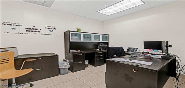 4790 NW 157th St Hialeah Florida, 33014 | Great Industrial Freestanding Building
