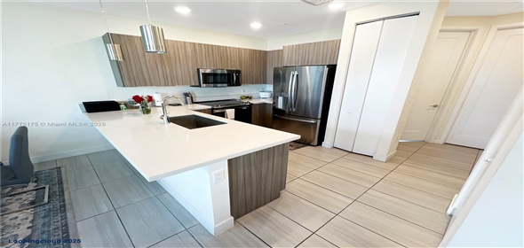6416 NW 102nd Ct Doral Florida, 33178 | Sophisticated and Nice Condo