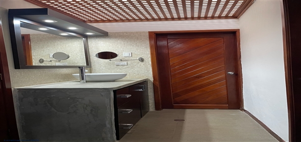 Urb Guaparo Valencia Carabobo, 2001 | Casa/Quinta Urb. Guaparo Valencia - Beautiful Single Family