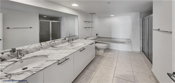 951 Brickell Ave Miami Florida, 33131 | Elegant and Luxurious Residential