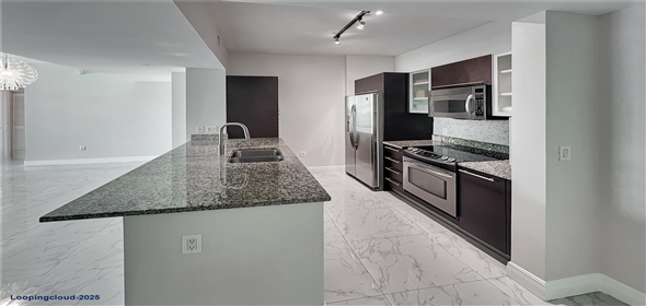 951 Brickell Ave Miami Florida, 33131 | Elegant and Luxurious Residential