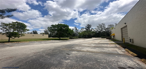 2180 NW 94th Avenue Doral Florida, 33172 | Nice Freestanding Building