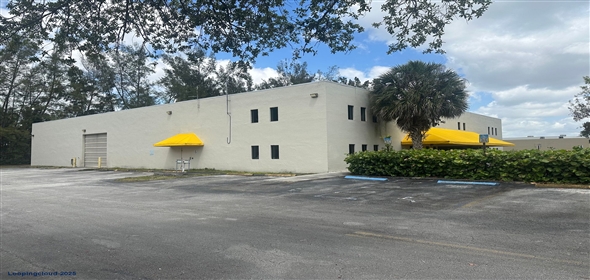 2180 NW 94th Avenue Doral Florida, 33172 | Nice Freestanding Building