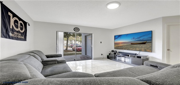 11241 W Atlantic Blvd Coral Springs Florida, 33071 | Gorgeous Condo