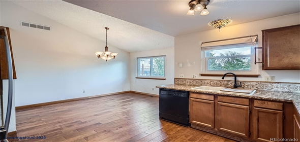 12036 Monaco Drive Chicago Illinois, 60602 | Esplendid Home