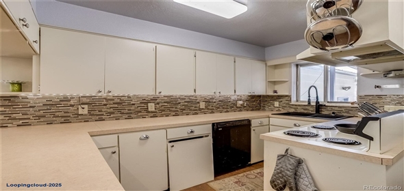 610 W 5th Street Loveland Colorado, 80537 | Timeless Charm Home