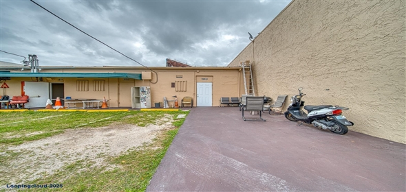 PALMETTO BAY, FL Palmetto Bay Florida, 33157 | Well-Established Barber Shop Available for Sale in Palmetto Bay
