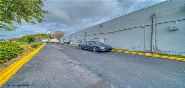 CUTLER BAY, FL Cutler Bay Florida, 33157 | Contemporary, Fully Equipped Beauty Salon Available for Sale – Eureka & Florida Turnpike Area