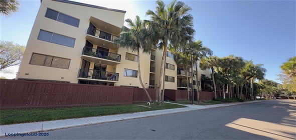 6601 SW 116th Ct, Unit 104 , SEC 44 ATRIUMS AT SNAPPER Miami Florida, 33173 | Exceptional Condo