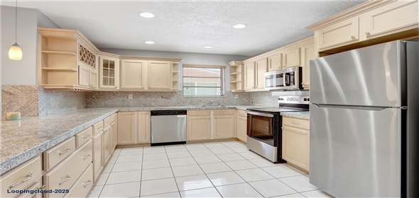 2476 SW 17th St, Rear REAR Miami Florida, 33145 | Great Multifamily