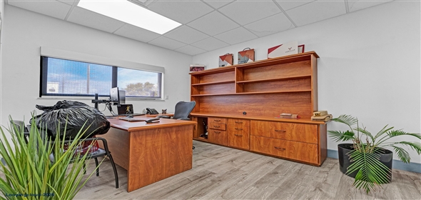 6850 NW 74th St Medley Florida, 33166 | Amazing Industrial Warehouse