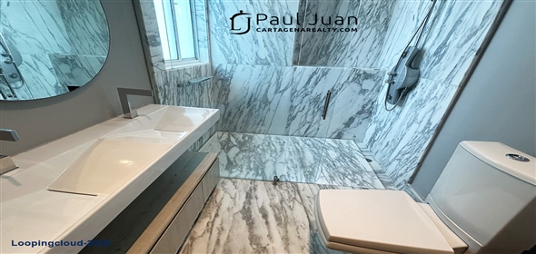 Corner of 12th Avenue and 6th Street.  Bolivar, 130001 | Luxury Bayfront Duplex Apartment for Sale in Castillogrande