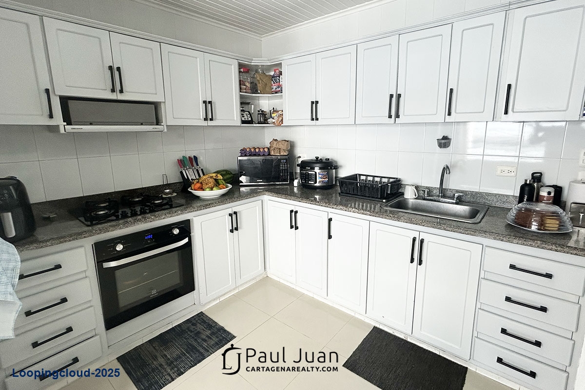 Cozy Oceanfront Apartment in Marbella for Sale