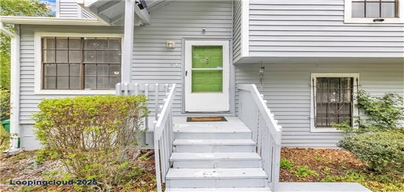 1077 Mainstreet Valley Drive Stone Mountain Georgia, 30088 | Charming Lakeside Single family Home with Peaceful Views