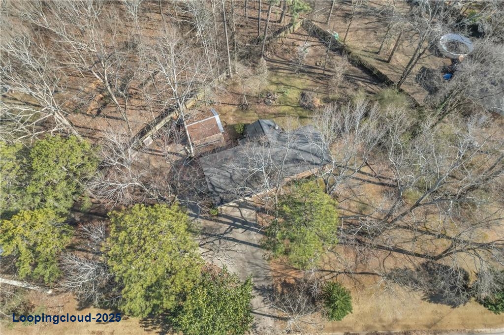 Spacious Single-Family Home with Sunroom & Workshop