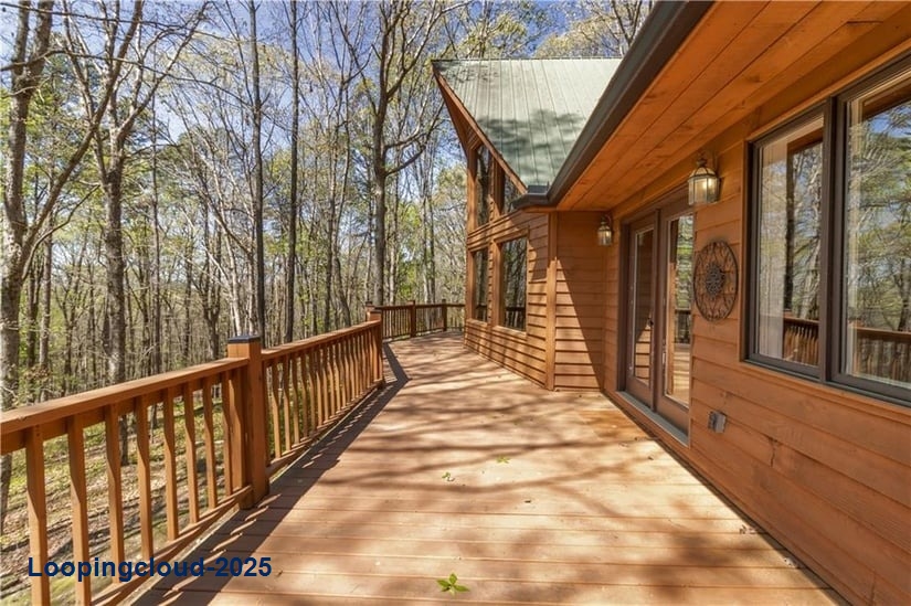 Mok Mountain Hideaway – Secluded 3BR Cabin Retreat Near Helen with STR Income Potential