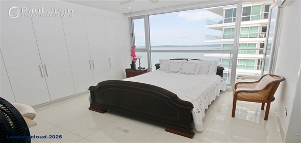 Corner of 14th Avenue and 6th Street.  Bolivar, 130001 | Bayfront Apartment with Panoramic Views in Castillogrande – 3 Beds, Impeccable Condition