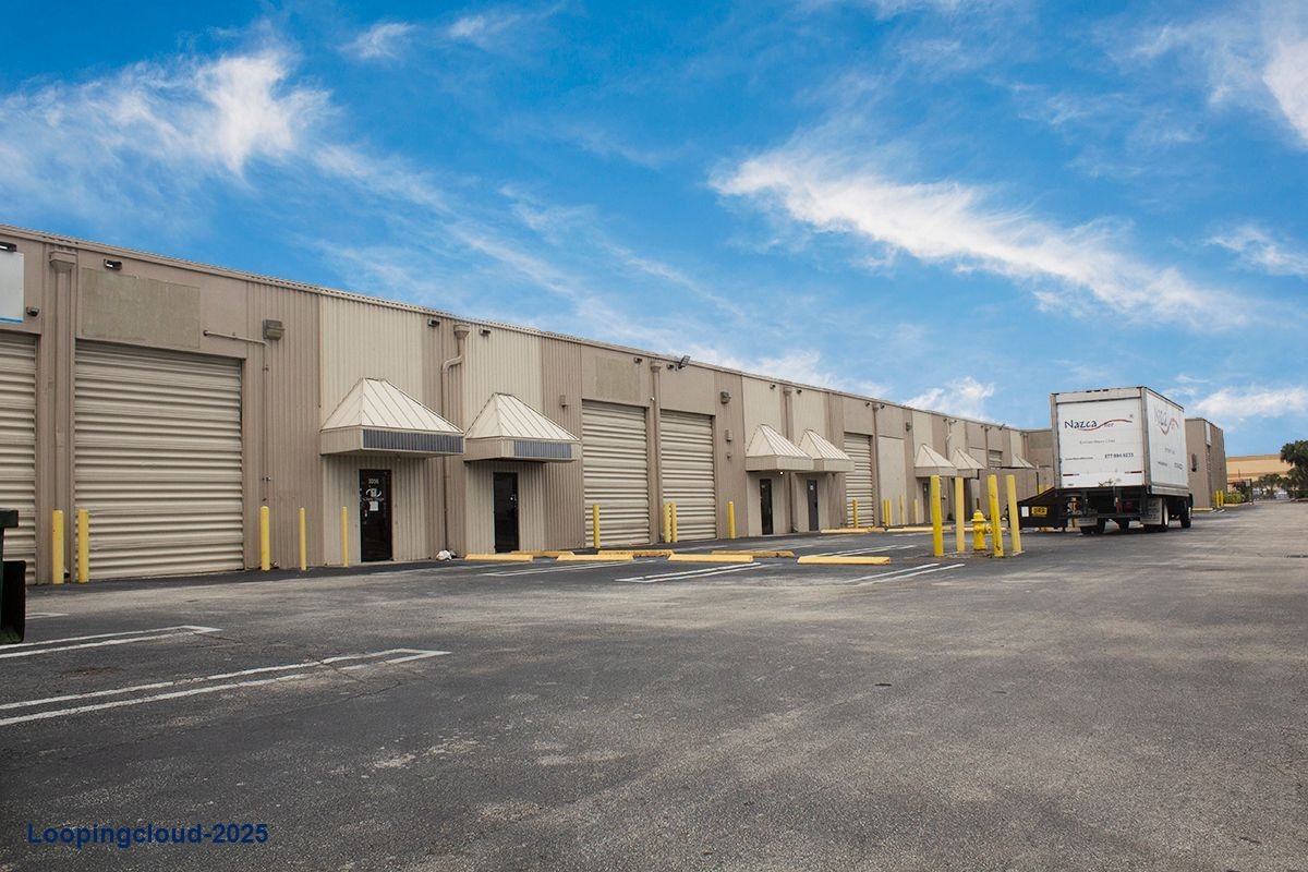 Prime Airport Proximity: International Airport Center
