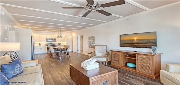 5325 MARINA Drive #431 Holmes Beach Florida, 34217 | Stylish and Comfortable Condominium