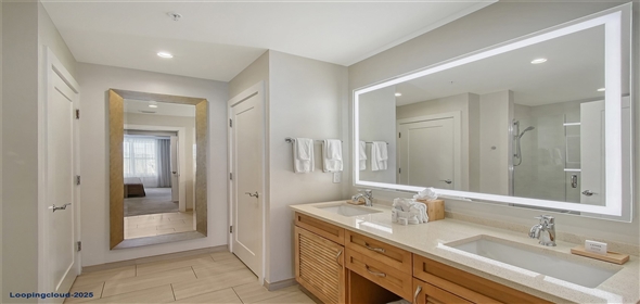 5325 MARINA Drive #431 Holmes Beach Florida, 34217 | Stylish and Comfortable Condominium