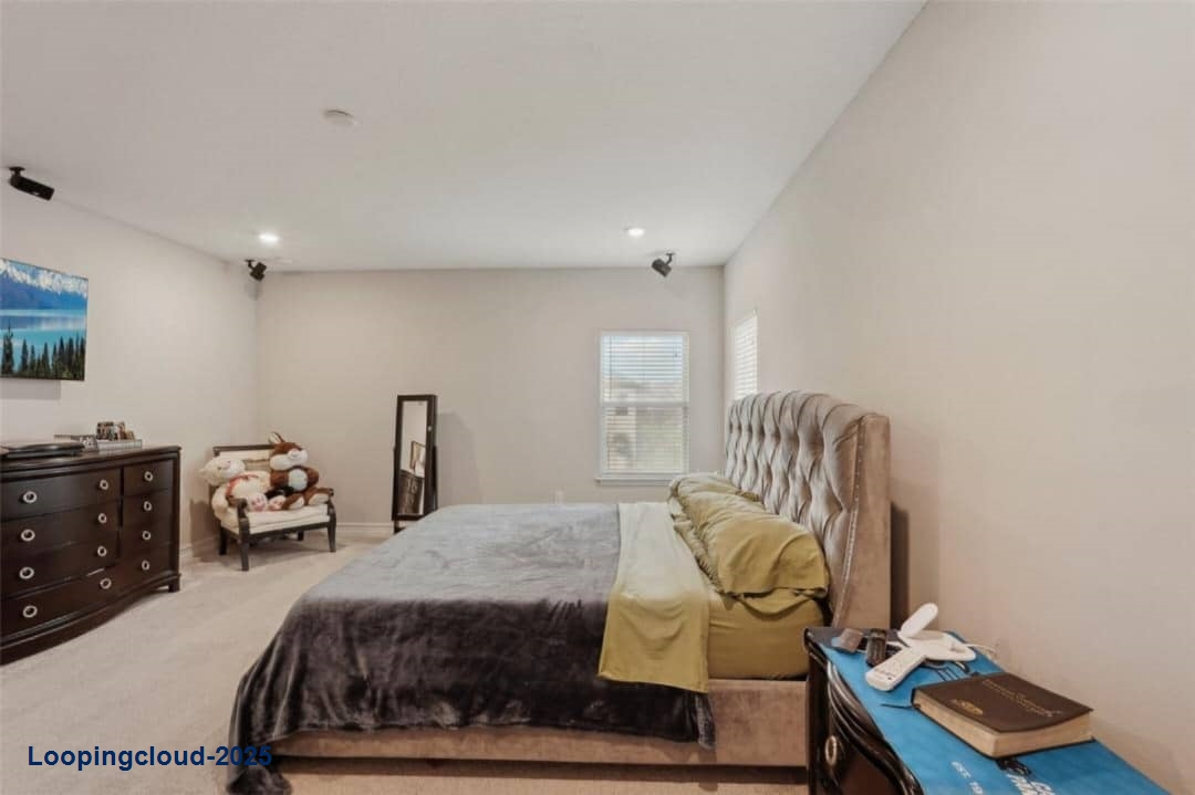 Beautiful Single Family Home For Sale