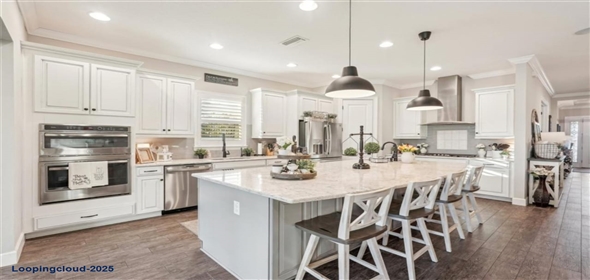 5203 RUSHMERE Court Palmetto Florida, 34221 | Elegant & Comfortable Single Family Residence