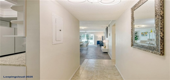 3108 LAKE BAYSHORE Drive #211 Bradenton Florida, 34205 | Luxury Renovated Corner Unit Condo