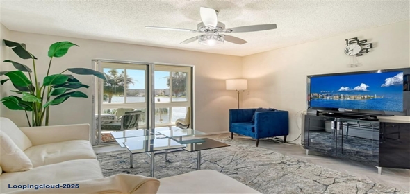 3108 LAKE BAYSHORE Drive #211 Bradenton Florida, 34205 | Luxury Renovated Corner Unit Condo