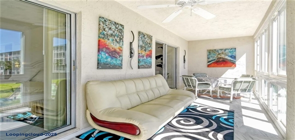 3108 LAKE BAYSHORE Drive #211 Bradenton Florida, 34205 | Luxury Renovated Corner Unit Condo