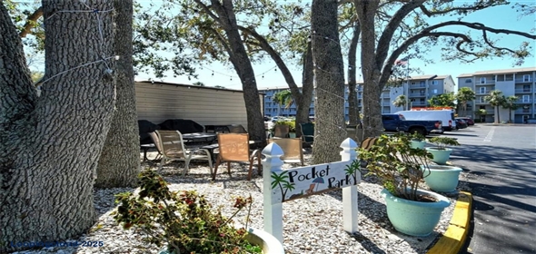 3108 LAKE BAYSHORE Drive #211 Bradenton Florida, 34205 | Luxury Renovated Corner Unit Condo