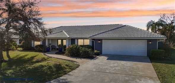 218 BRANDYWINE CIRCLE Englewood Florida, 34223 | Comfortable & Stylish Single Family Residence