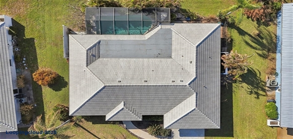 218 BRANDYWINE CIRCLE Englewood Florida, 34223 | Comfortable & Stylish Single Family Residence