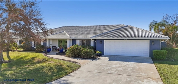 218 BRANDYWINE CIRCLE Englewood Florida, 34223 | Comfortable & Stylish Single Family Residence