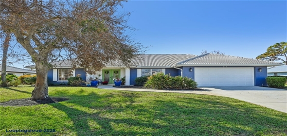 218 BRANDYWINE CIRCLE Englewood Florida, 34223 | Comfortable & Stylish Single Family Residence