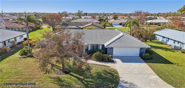 218 BRANDYWINE CIRCLE Englewood Florida, 34223 | Comfortable & Stylish Single Family Residence