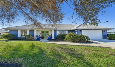  Comfortable & Stylish Single Family Residence