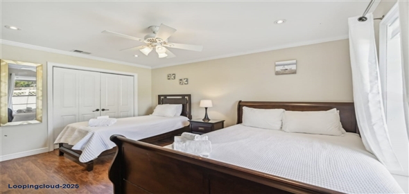 6106 45TH Street W Bradenton Florida, 34210 | Beautifully Located Single-Family Residence