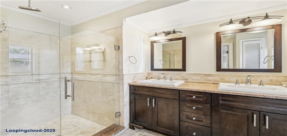 6106 45TH Street W Bradenton Florida, 34210 | Beautifully Located Single-Family Residence