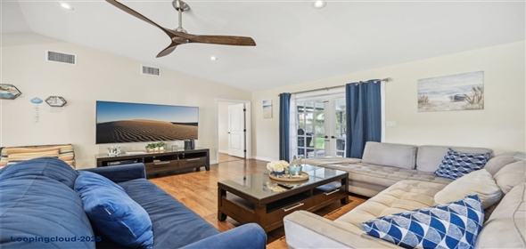 6106 45TH Street W Bradenton Florida, 34210 | Beautifully Located Single-Family Residence