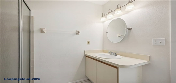 2708 60TH AVENUE Terrace W #A Bradenton Florida, 34207 | Charming End-Unit Condominium