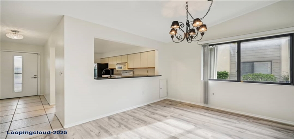 2708 60TH AVENUE Terrace W #A Bradenton Florida, 34207 | Charming End-Unit Condominium