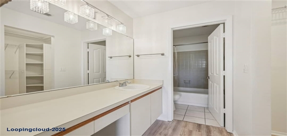 2708 60TH AVENUE Terrace W #A Bradenton Florida, 34207 | Charming End-Unit Condominium