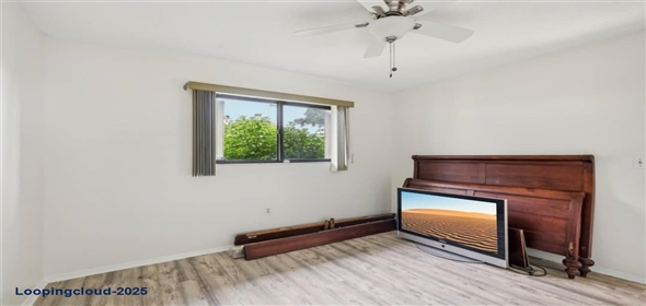 2708 60TH AVENUE Terrace W #A Bradenton Florida, 34207 | Charming End-Unit Condominium
