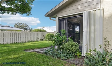 Charming End-Unit Condominium